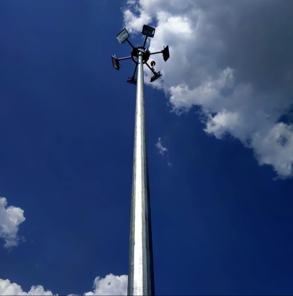 high must light pole